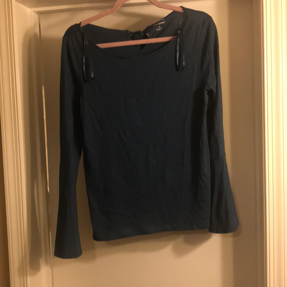🆕 NWT 🆕 Banana Republic tee
